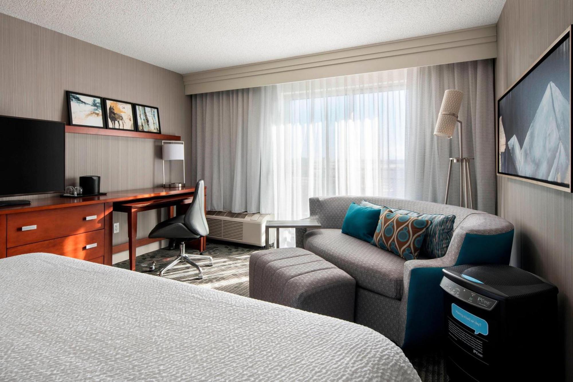 Courtyard By Marriott Denver Airport Εξωτερικό φωτογραφία