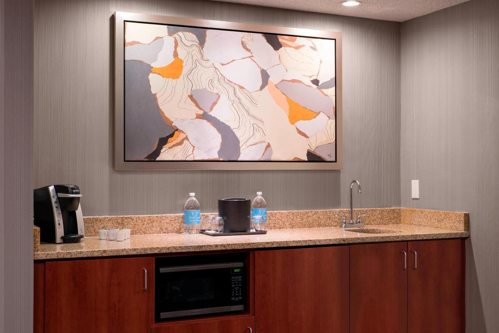 Courtyard By Marriott Denver Airport Εξωτερικό φωτογραφία